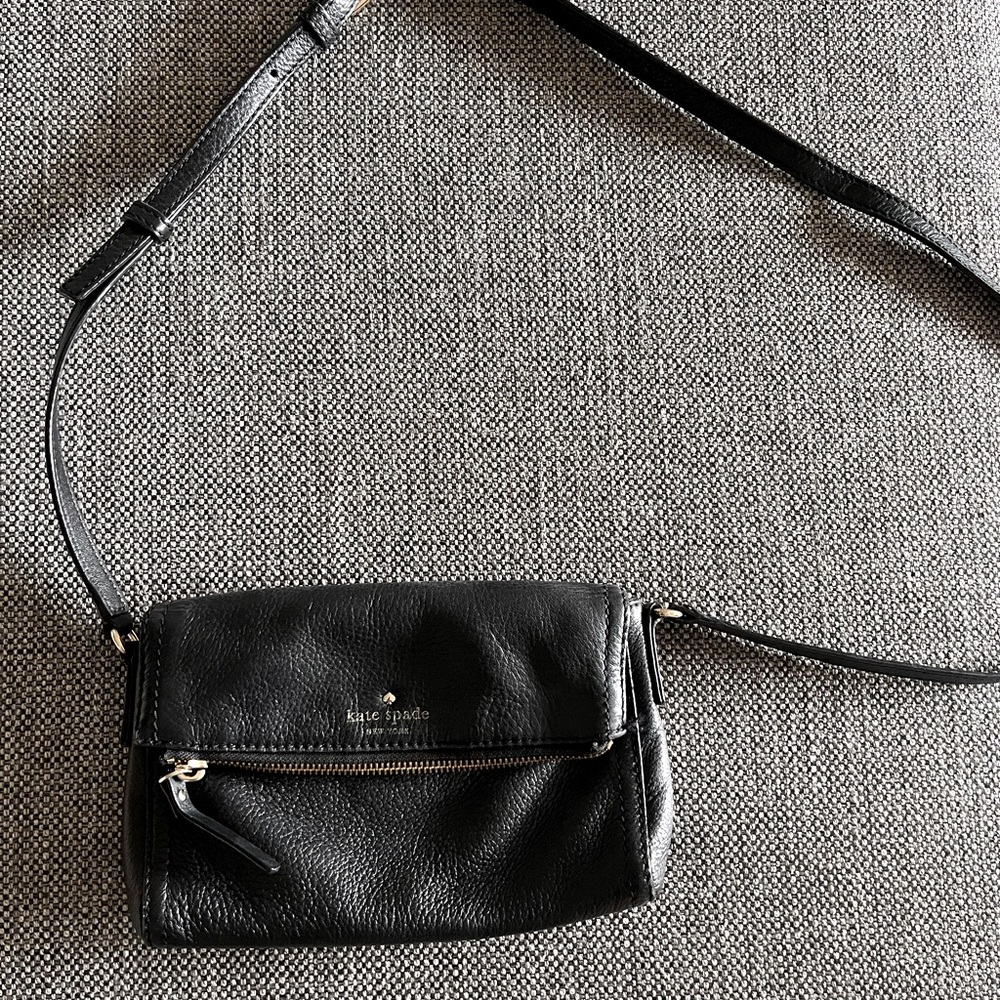 Kate Spade Cobble Hill Carson black pebbled leather crossbody bag